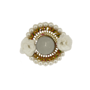 Tealight Diya with white Flower Decoration 1stk. (K18)